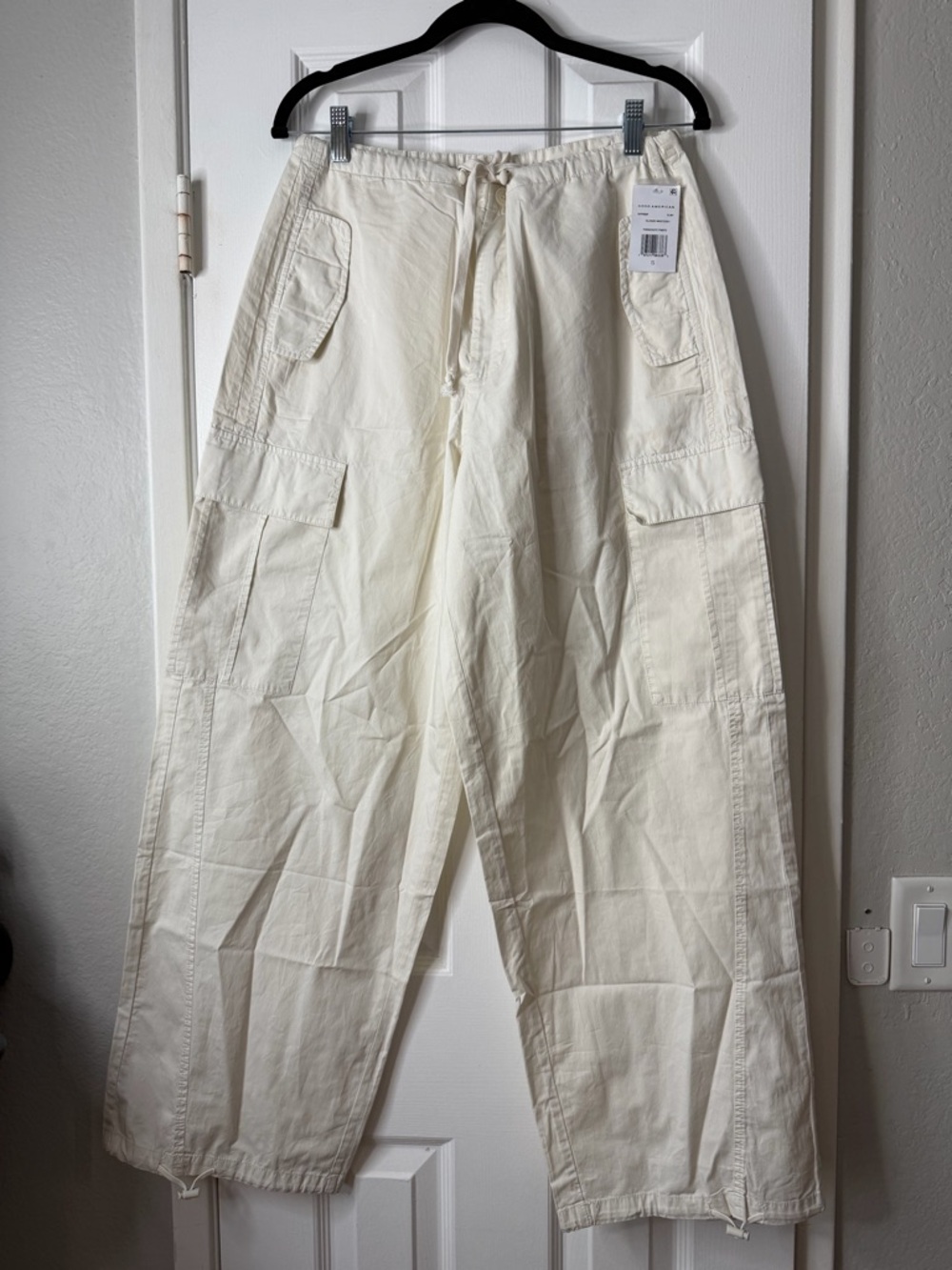 Good American Off-White Cargo Pants with Drawstring Waist
